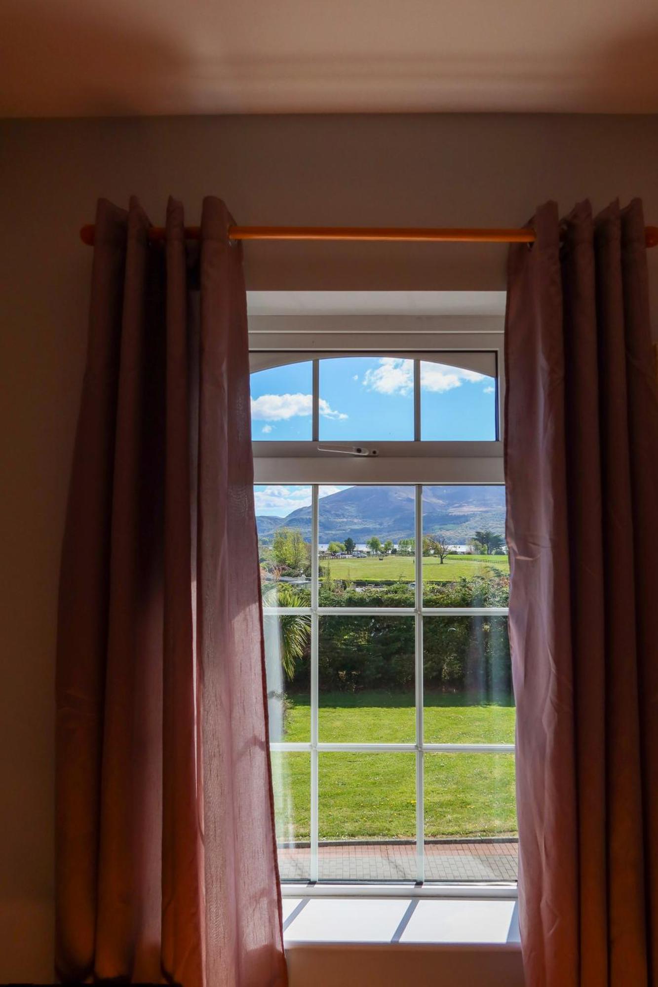 Woodville Lodge Guesthouse Killarney Eksteriør billede
