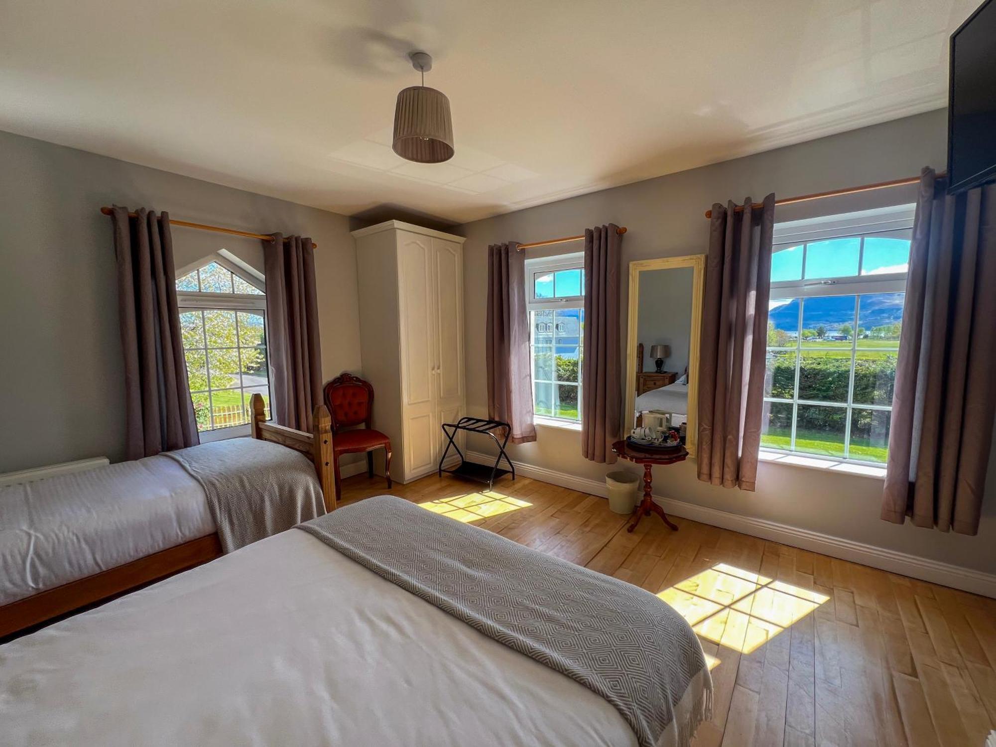 Woodville Lodge Guesthouse Killarney Eksteriør billede